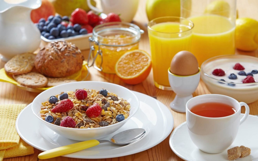 Healthy-breakfast-TRiii-Fitness.jpg